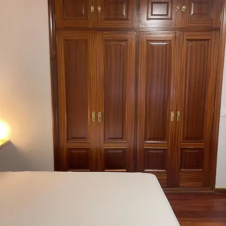 Sanjurjo Badia 3 Apartment